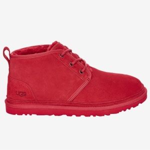 UGG Neumel Chukka Boots size‎ 6